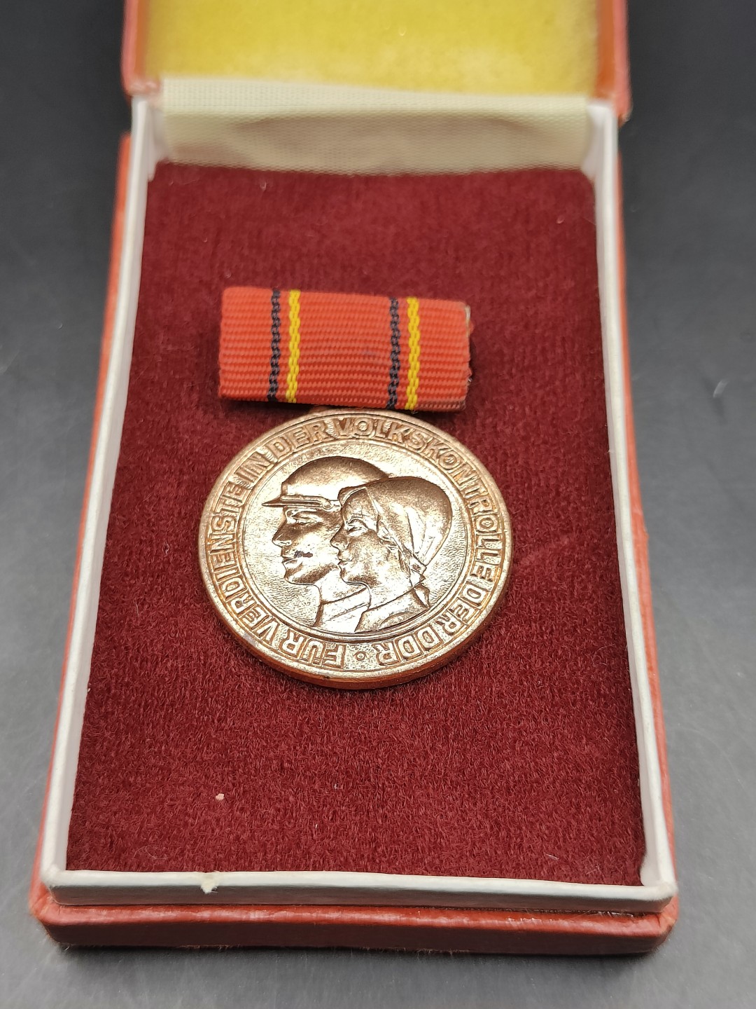 全场0元起拍 第41期 咸鱼国勋章拍卖专场 3月26日（周日）下午6：00开始 东德人民监察功绩奖章