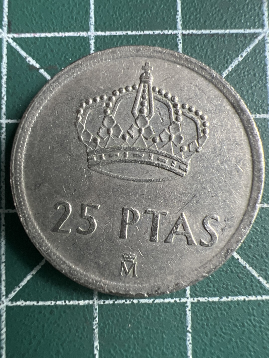 泡泡堂第279期  世界硬币 （无押金，捡漏，全场20包邮，偏远地区除外，接收代拍业务） 西班牙25比塞塔