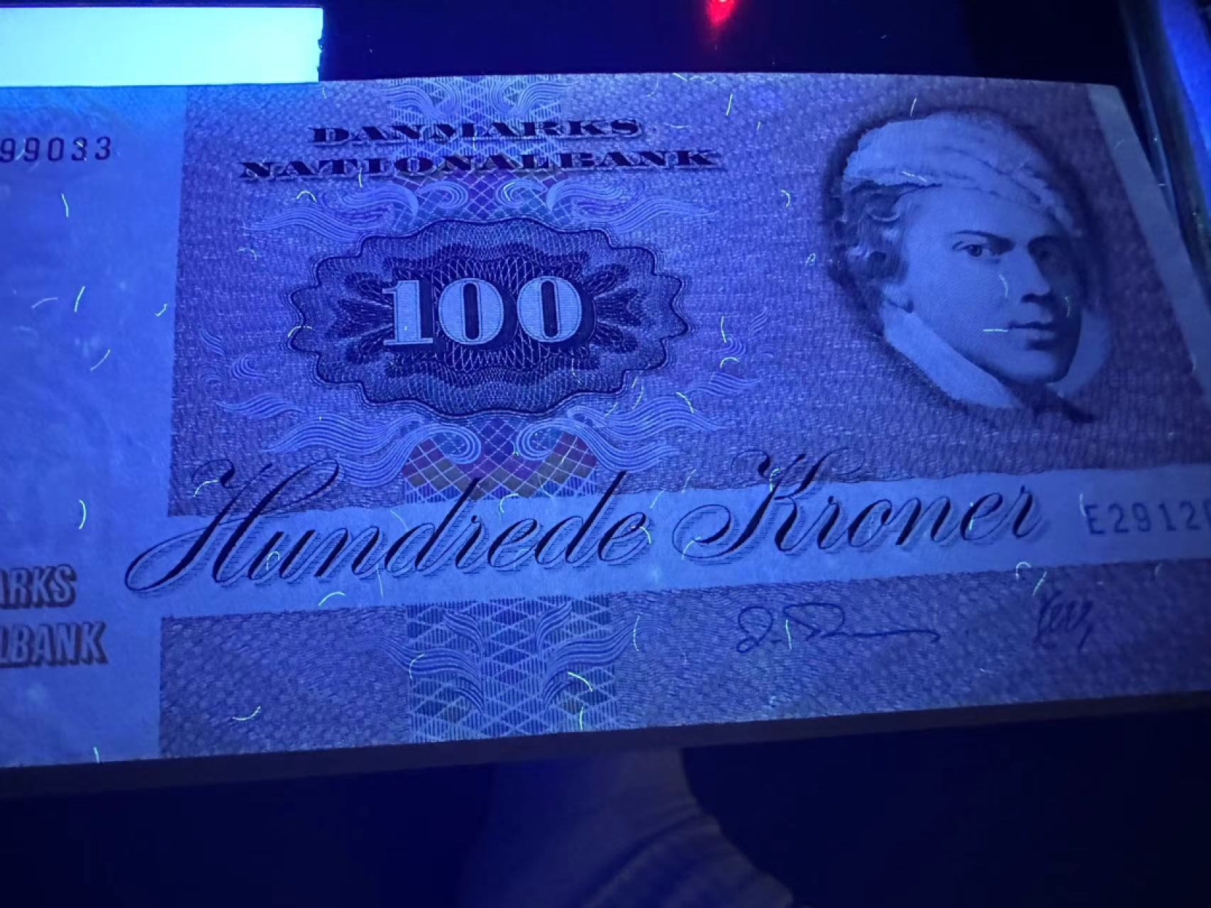 《外钞收藏家》第二百五十四期（连拍第二场） 丹麦动物版100克朗 AU品相