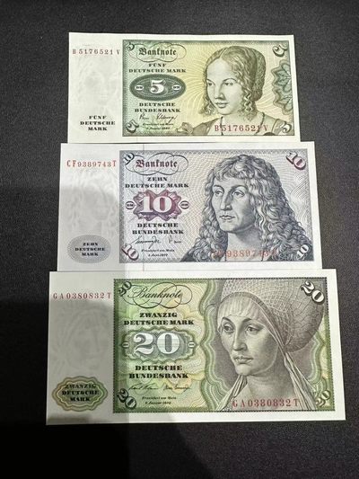 《外钞收藏家》第二百五十三期（德法意专场） - 联邦德国1970-1980年小套3枚，5/10/20马克 全新UNC