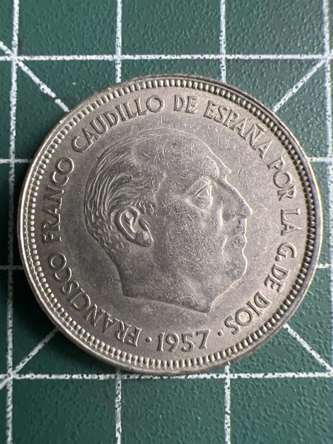 泡泡堂第279期  世界硬币 （无押金，捡漏，全场20包邮，偏远地区除外，接收代拍业务） 西班牙25比塞塔