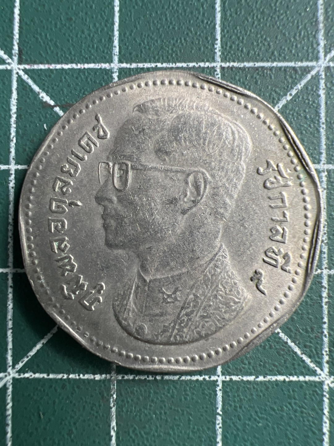 泡泡堂微拍第一百〇三幕硬币捡漏可累计专场👿👿，累计满二十元包邮，接受代拍业务 泰国老异形