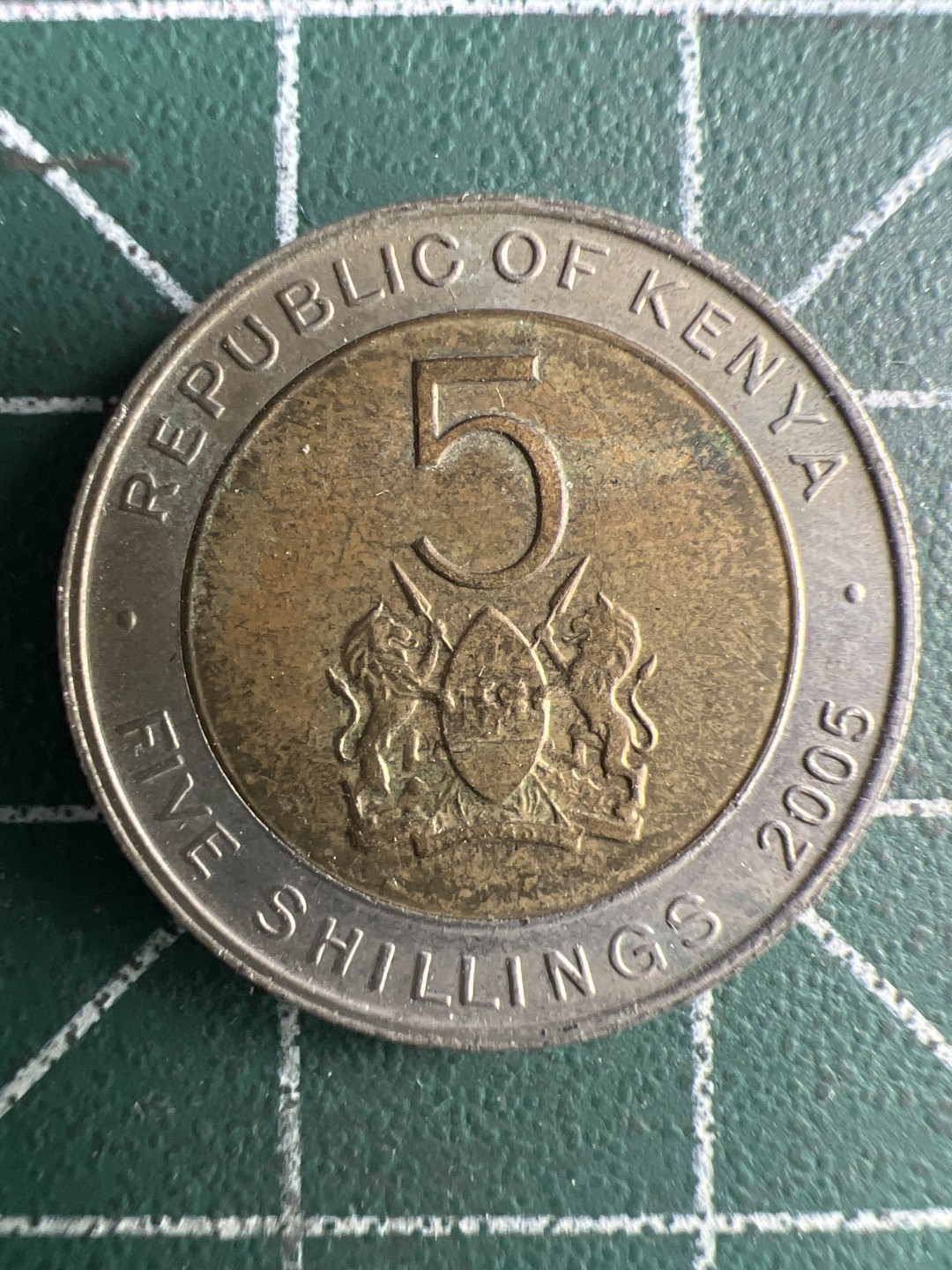 泡泡堂微拍第一百〇五幕硬币捡漏可累计专场👿👿，累计满二十元包邮，接受代拍业务 肯尼亚5先令