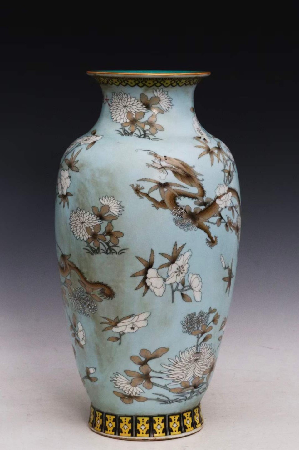 美品.款式“长春永庆”大雅斋慈禧太后专用瓷粉彩龙纹象腿瓶