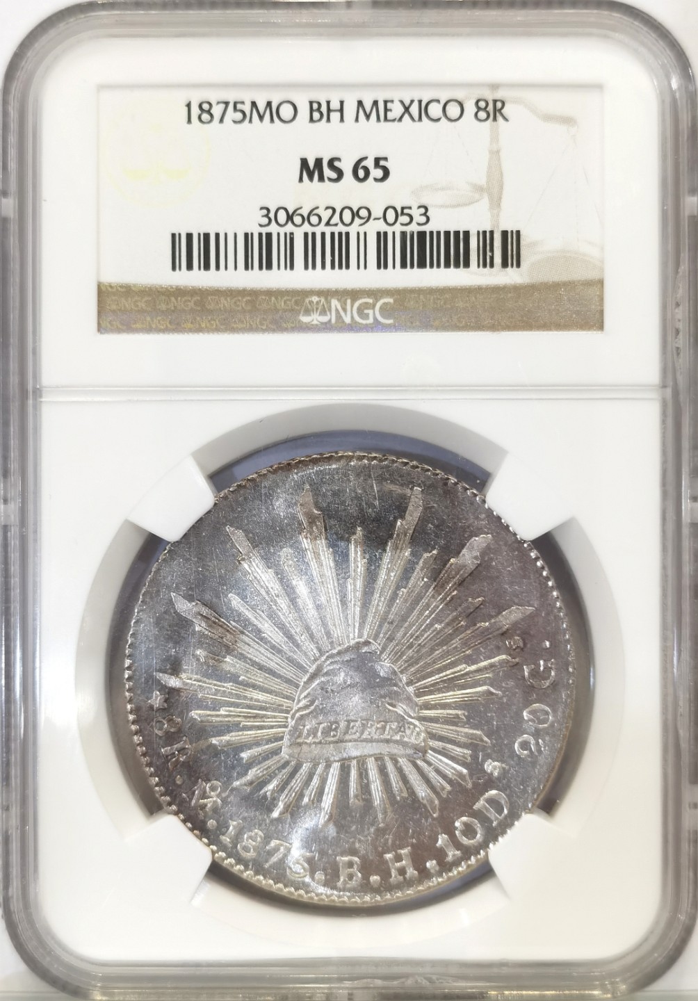博洋堂“臻选之作”世界钱币精品专场暨第020期（全场包邮） NGC MS65 墨西哥1875年MO BH版花边鹰洋 初铸深打 羽毛栩栩如生 蛇、仙人掌、花枝立体感十足 NGC唯一冠军分