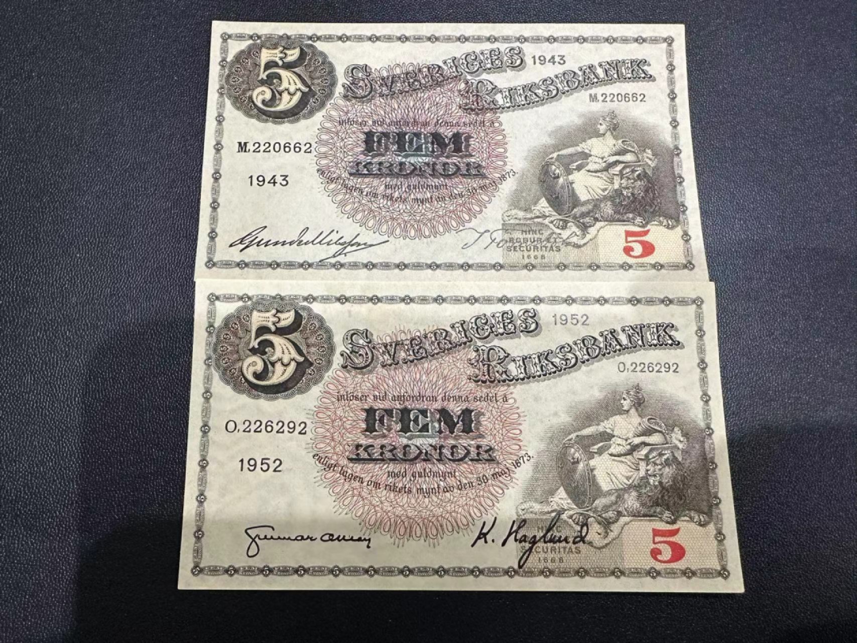 《外钞收藏家》第二百五十四期（连拍第二场） 瑞典1943、1952年5克朗 两张 UNC- 角不绝