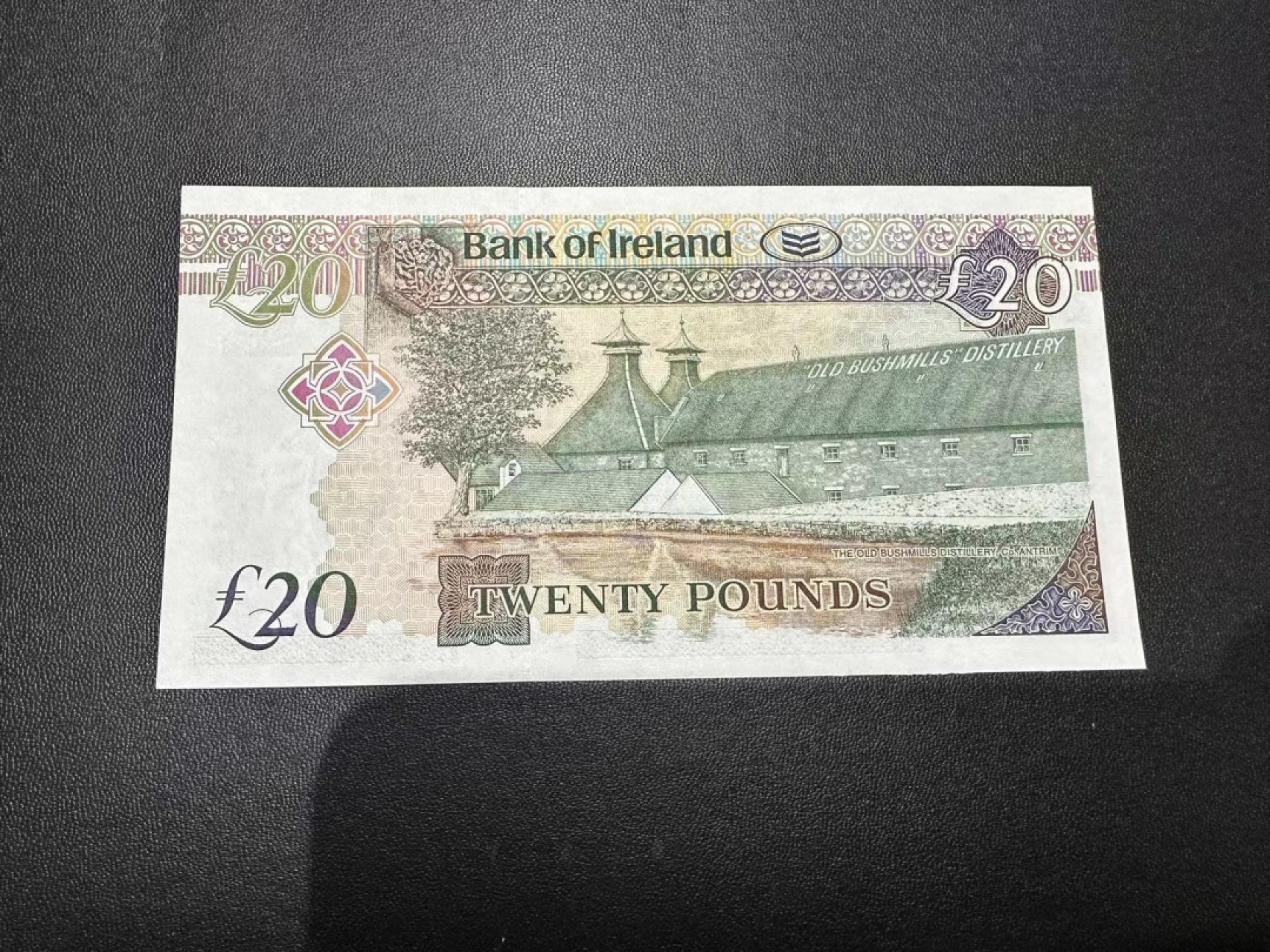 《外钞收藏家》第二百五十四期（连拍第二场） 英国（北爱尔兰）2008年 北爱尔兰20 BD 首冠 小号 纪念钞 --布什米尔斯400年 全新