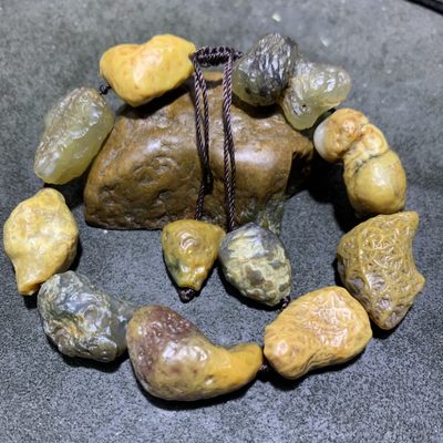 精美大颗粒筋脉石葫芦形原石手工编织手串一条， - 精美大颗粒筋脉石葫芦形原石手工编织手串一条，