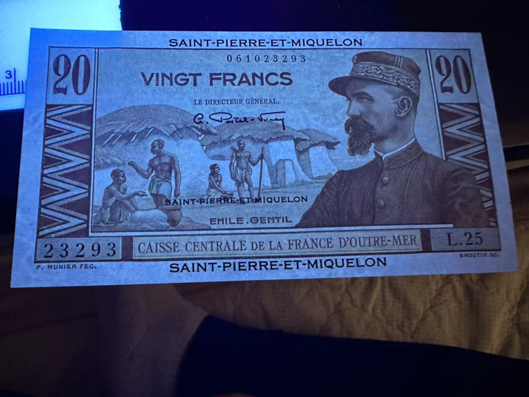 《外钞收藏家》第二百五十五期（连拍第三场） 法属圣皮尔和密克隆20法郎 近全新 受潮