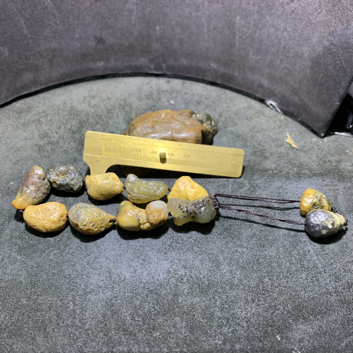 精美大颗粒筋脉石葫芦形原石手工编织手串一条，