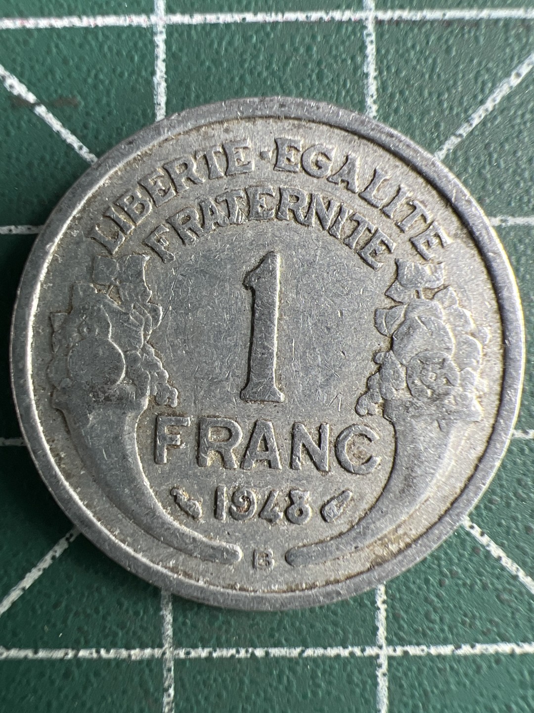 泡泡堂第261期  世界硬币 （无押金，捡漏，全场20包邮，偏远地区除外，接收代拍业务） 法国1法郎