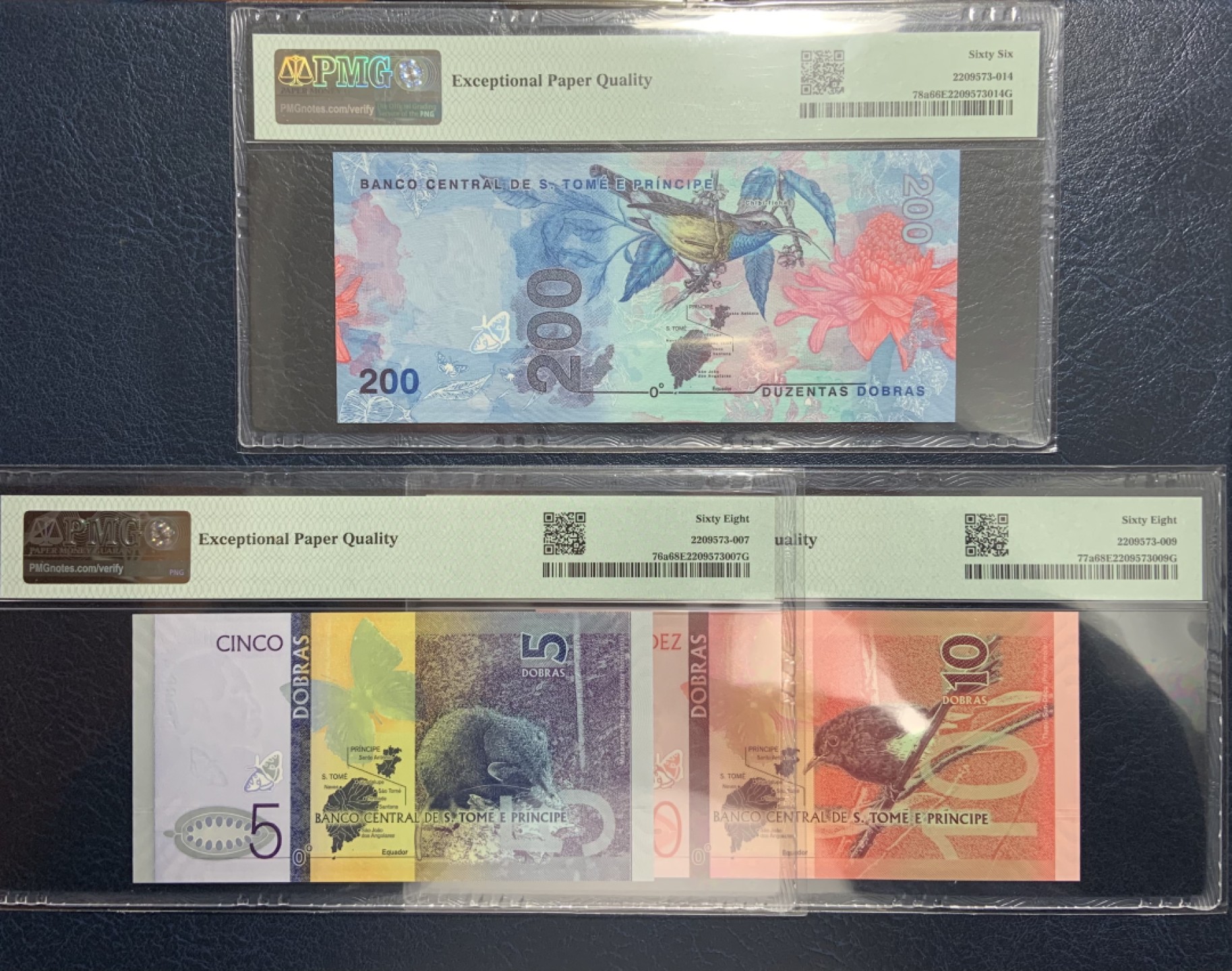 收藏联盟Quantum Auction 第243期拍卖 已更新 圣多普和普林西比2020年5，10和200多巴斯首发全同百位号 PMG66-68 倒置号