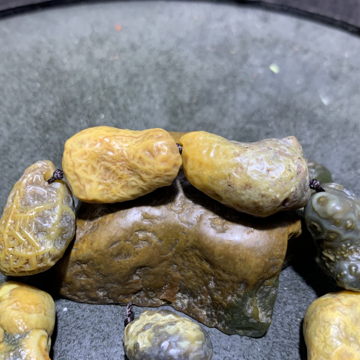 精美大颗粒筋脉石葫芦形原石手工编织手串一条，