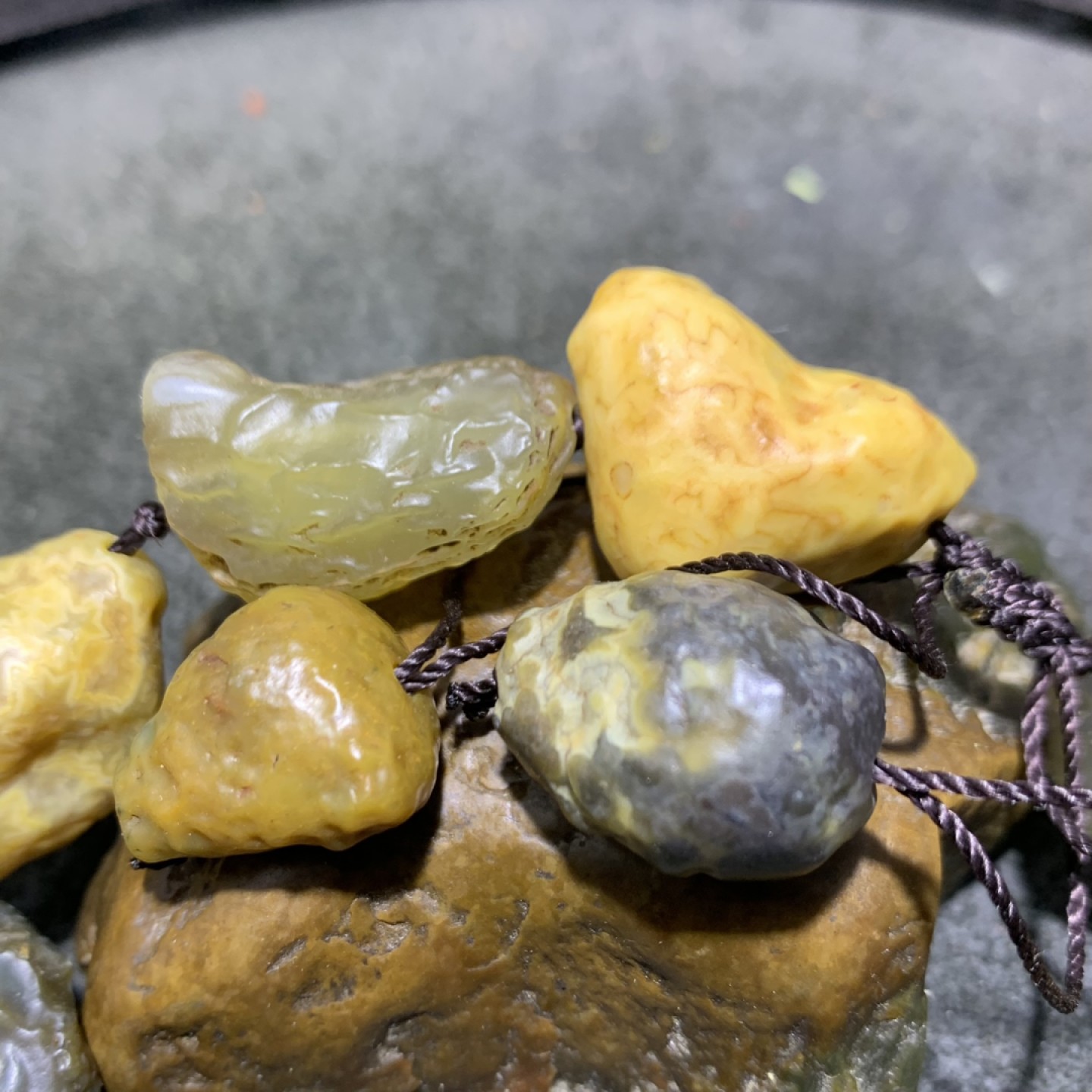 精美大颗粒筋脉石葫芦形原石手工编织手串一条，