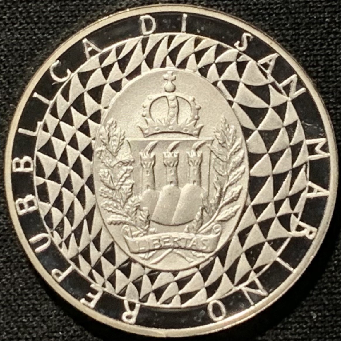 紫瑗钱币——第268期拍卖 圣马力诺 1990年 意大利世界杯 500里拉 11克 0.835银 精制