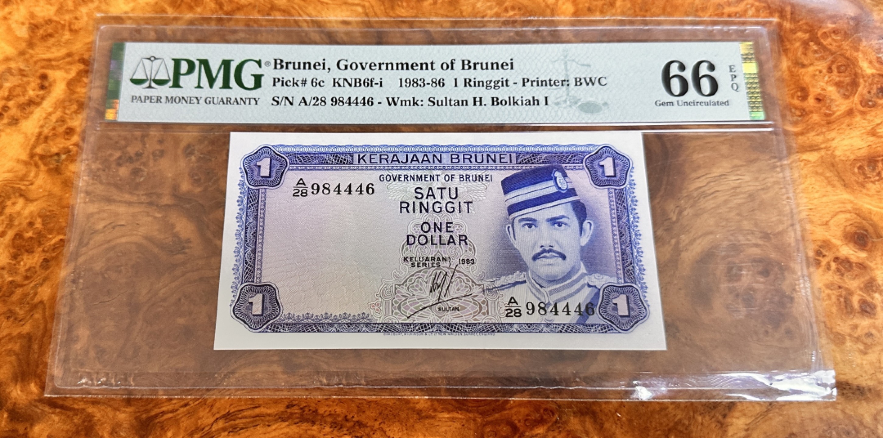 Chase Auction 第20期 - - 外钞、民国钞和人民币混合场！ 1983年文莱1吉林特，PMG66！