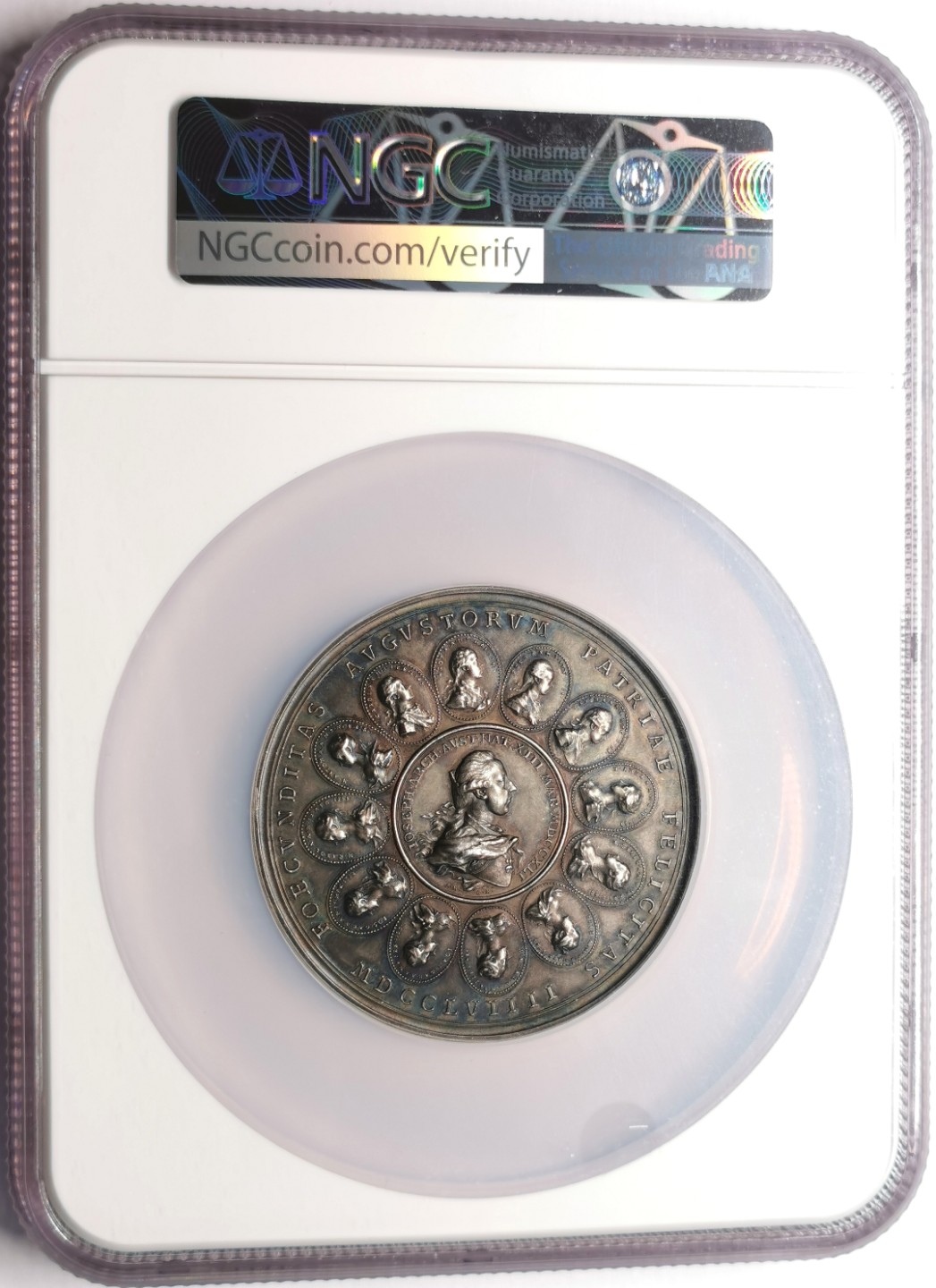 凡希社世界钱币微拍第二百三十三期 荐！1717奥地利约瑟夫与特蕾莎双头像纪念大型银章NGC-MS63包浆出色！