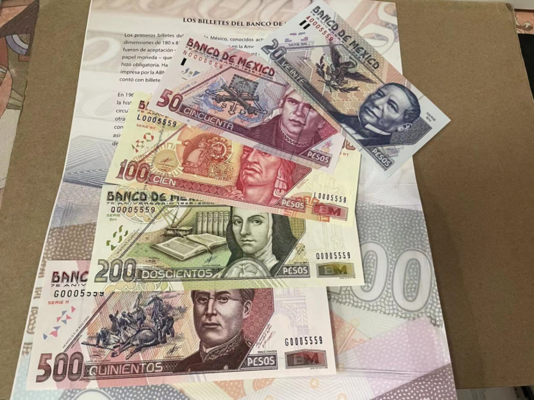 【Blue Auction】✨世界纸币精拍第306期——南越豹子【精】 【带册 5559全同小号 一组5张】墨西哥 2000年20-200比索 全新UNC