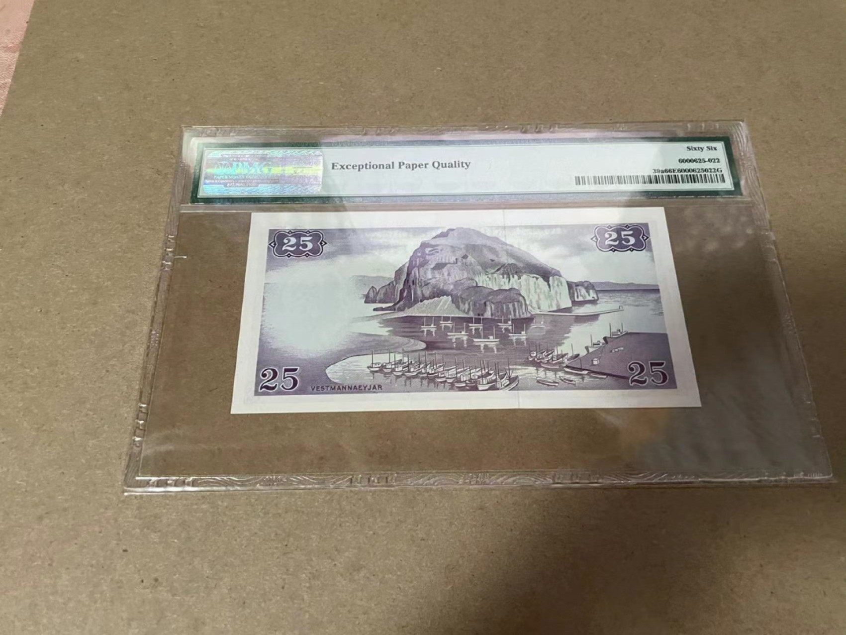 【Blue Auction】✨世界纸币精拍第306期——南越豹子【精】 冰岛 1957年25克朗 PMG66EPQ  