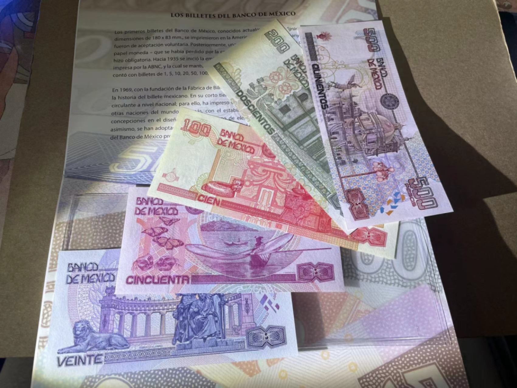 【Blue Auction】✨世界纸币精拍第306期——南越豹子【精】 【带册 5559全同小号 一组5张】墨西哥 2000年20-200比索 全新UNC