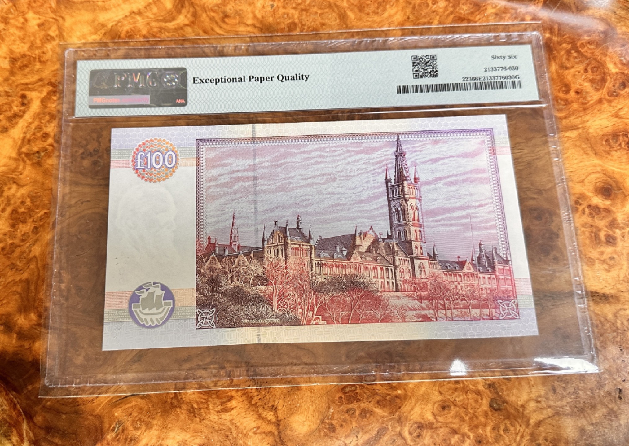 Chase Auction 第20期 - - 外钞、民国钞和人民币混合场！ 1996年苏格兰克莱德斯代尔银行100元，PMG66，物理学家开尔文，三A冠，百位号尾8靓号！背面格拉斯哥大学荧光精美！
