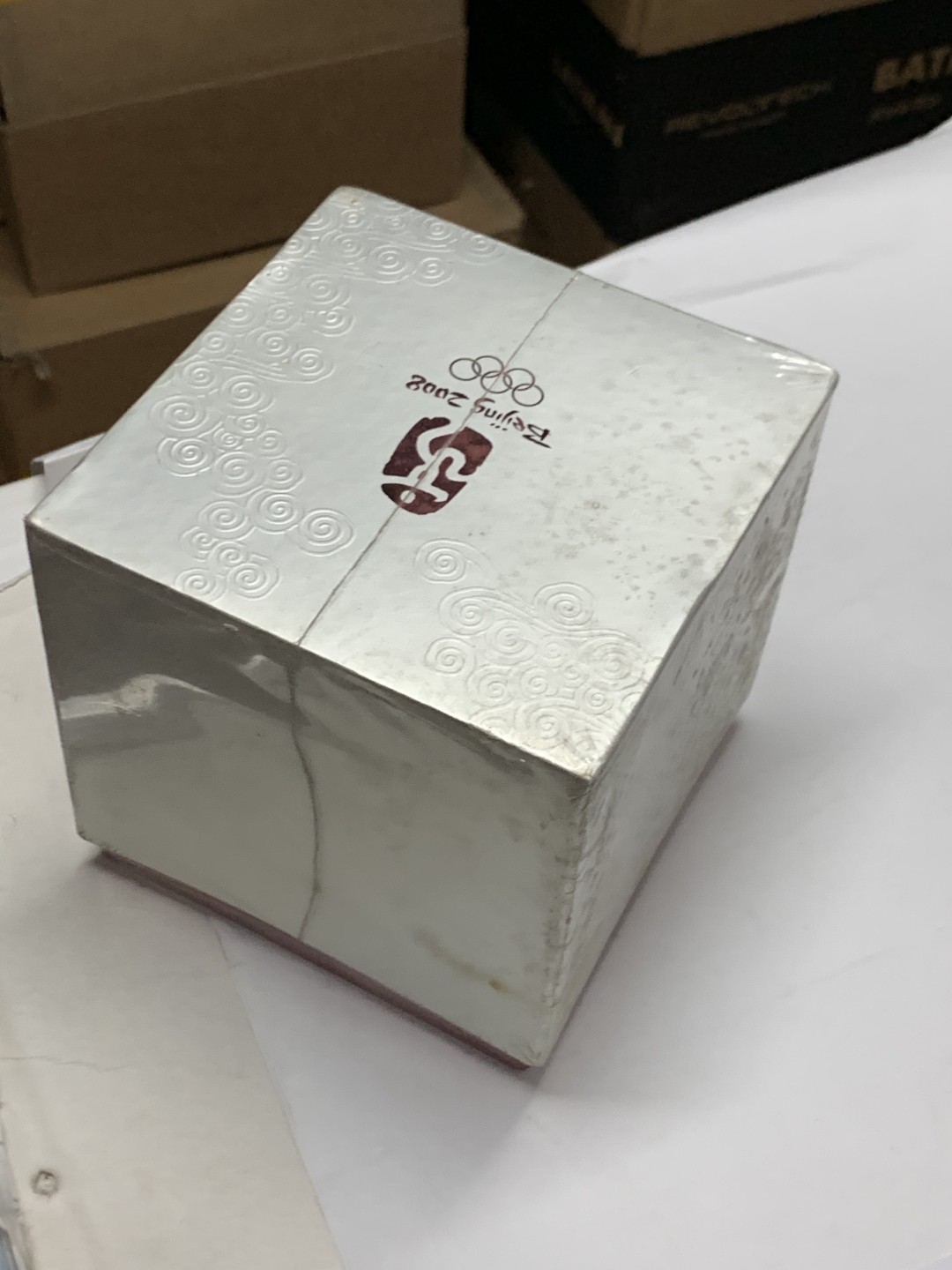 零元拍：2008北京奥运会联想火炬闪存盘（2GB），奥运纪念品，全新无拆，喜欢老物件的朋友别错过哦。