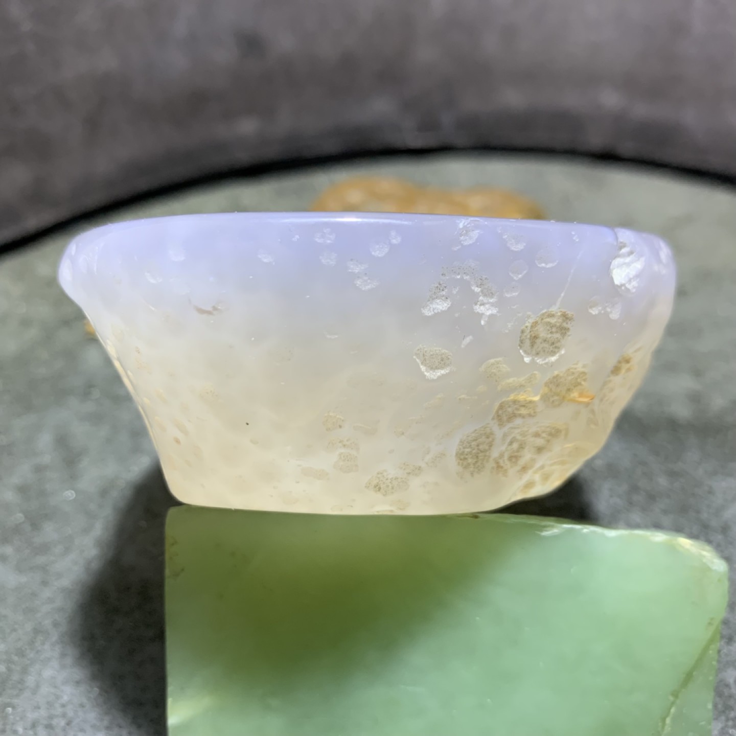 精美天然玛瑙原石打磨原石茶杯，笔洗一个，