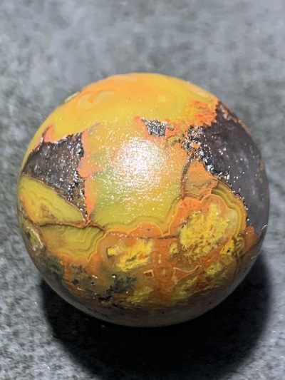 精美亚光冰飘风化纹战国红玛瑙手工雕刻金玉满堂大单珠一颗！ 精美亚光冰飘风化纹战国红玛瑙手工雕刻金玉满堂大单珠一颗！