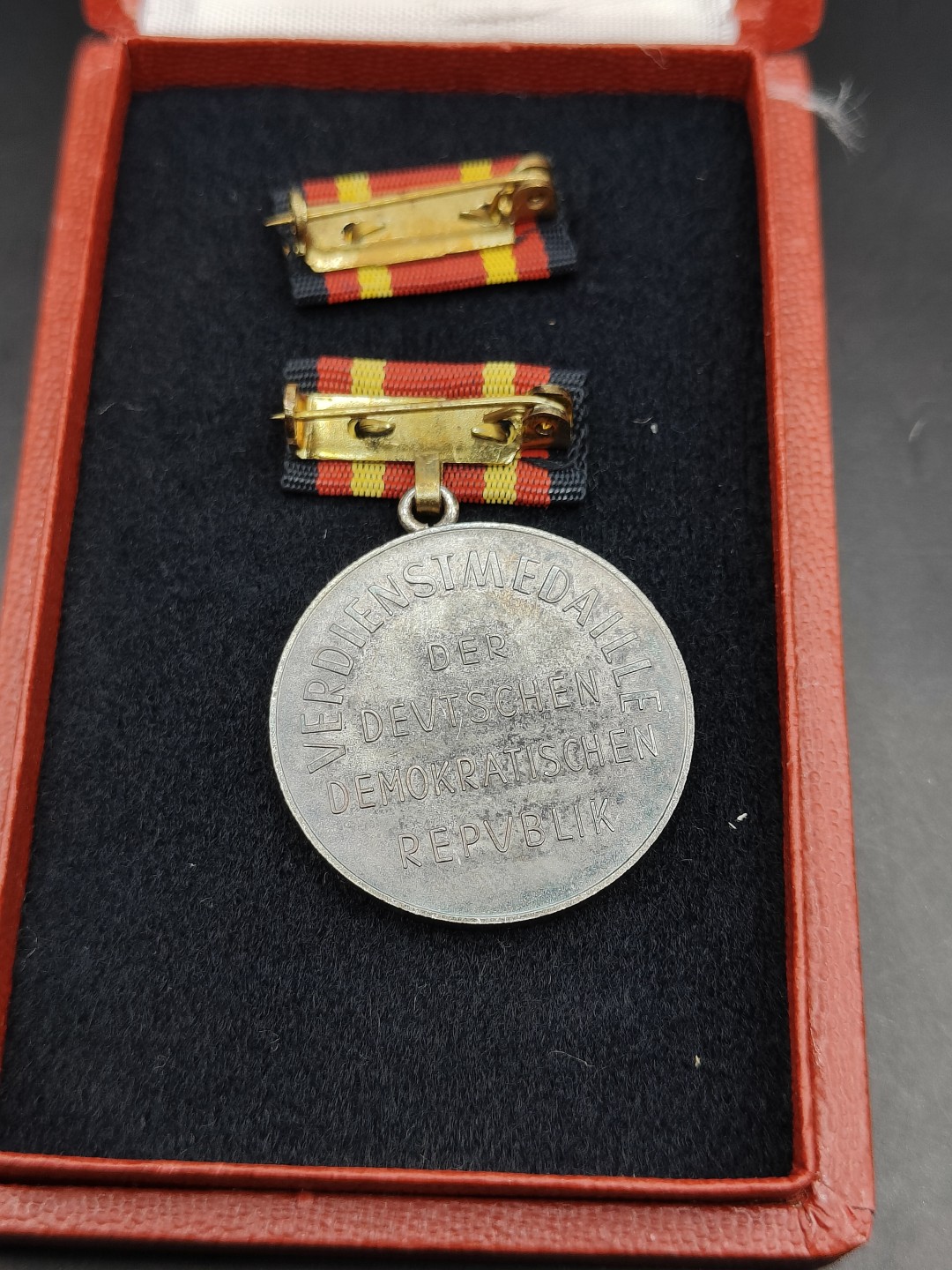 全场0元起拍 第42期 咸鱼国勋章拍卖专场 3月29日（周三）下午6：00开始