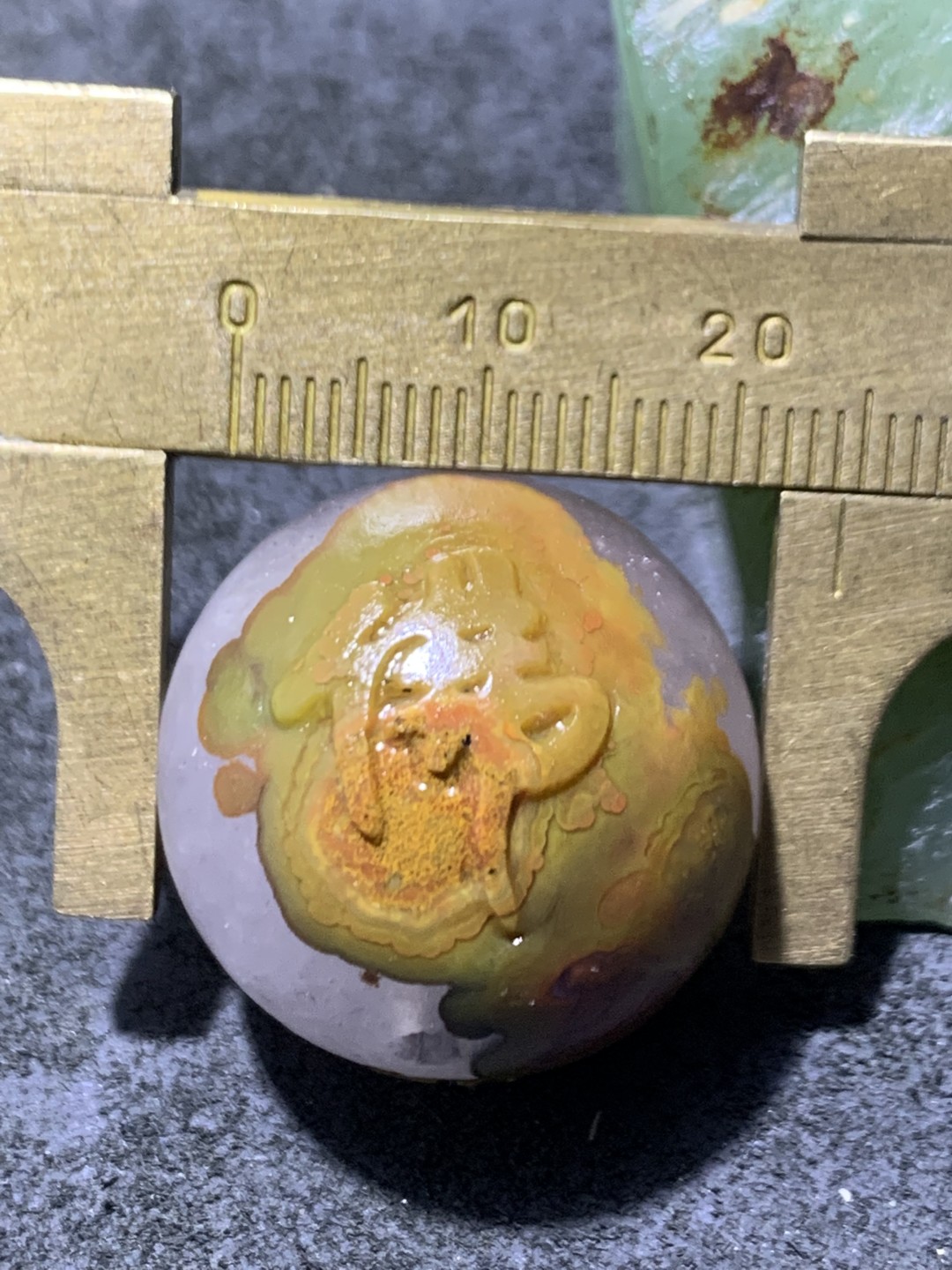 精美高玉化冰飘战国红玛瑙手工俏色巧雕无相佛随形珠一颗！