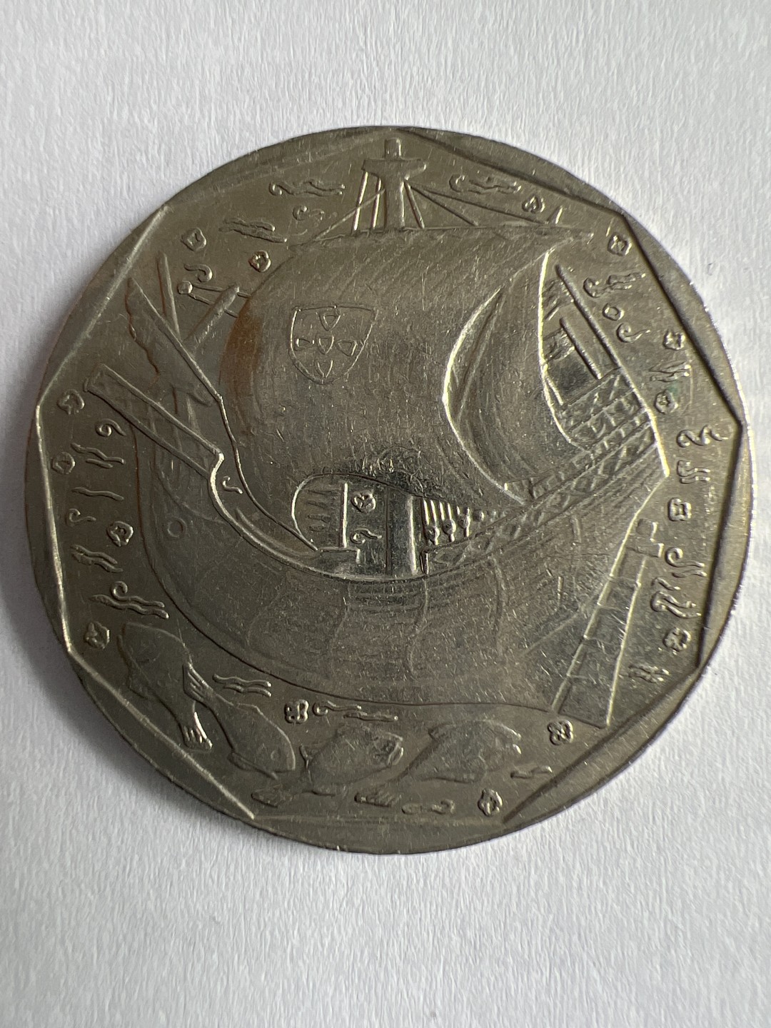 泡泡堂微拍第一 一 一幕硬币捡漏可累计专场👿👿，累计满二十元包邮，接受代拍业务 葡萄牙50埃斯库多