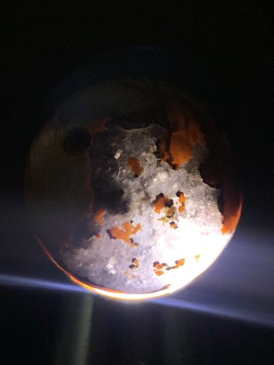 精美亚光冰飘风化纹战国红玛瑙手工雕刻金玉满堂大单珠一颗！ 精美亚光冰飘风化纹战国红玛瑙手工雕刻金玉满堂大单珠一颗！