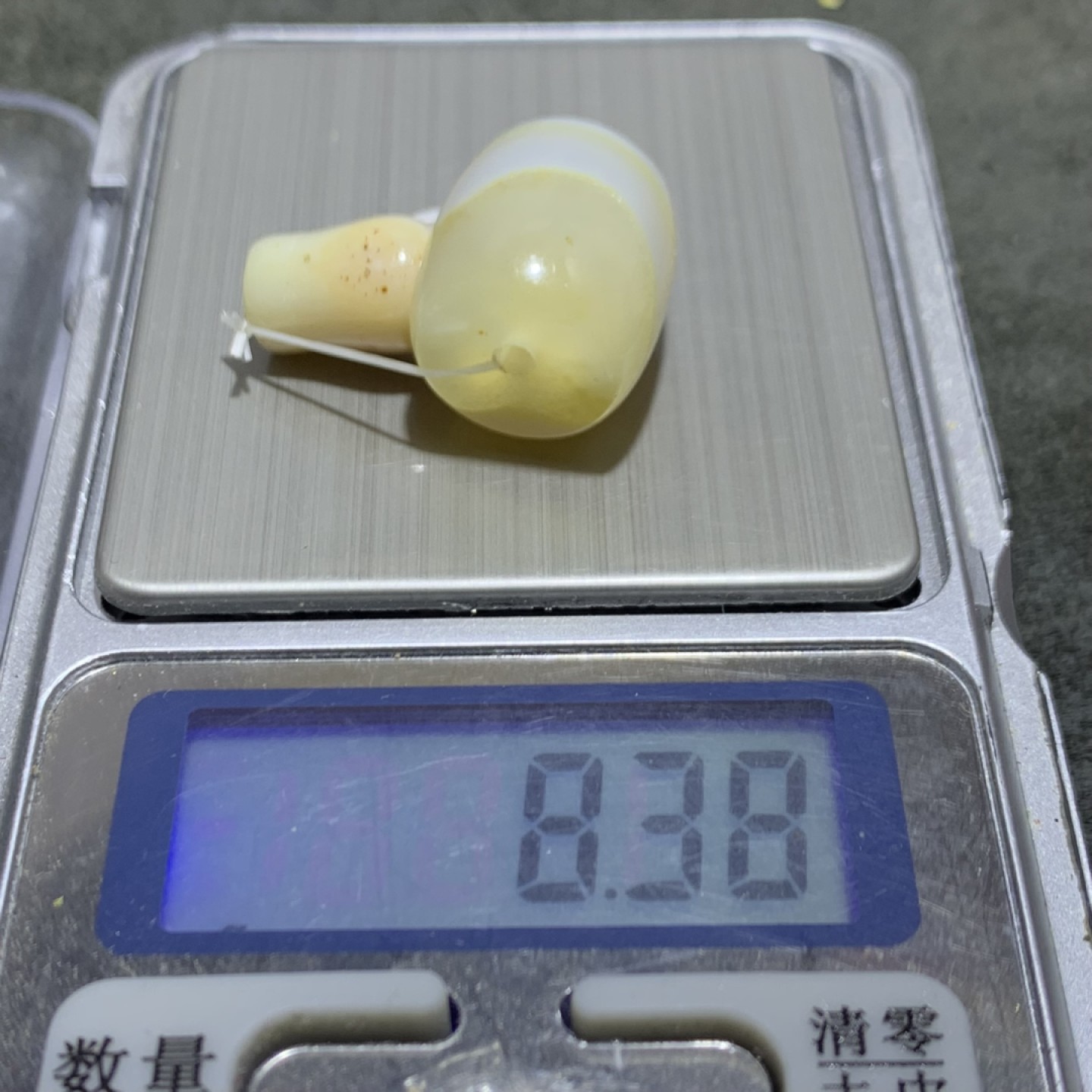 精美高玉化缠丝玛瑙佛头三通一套