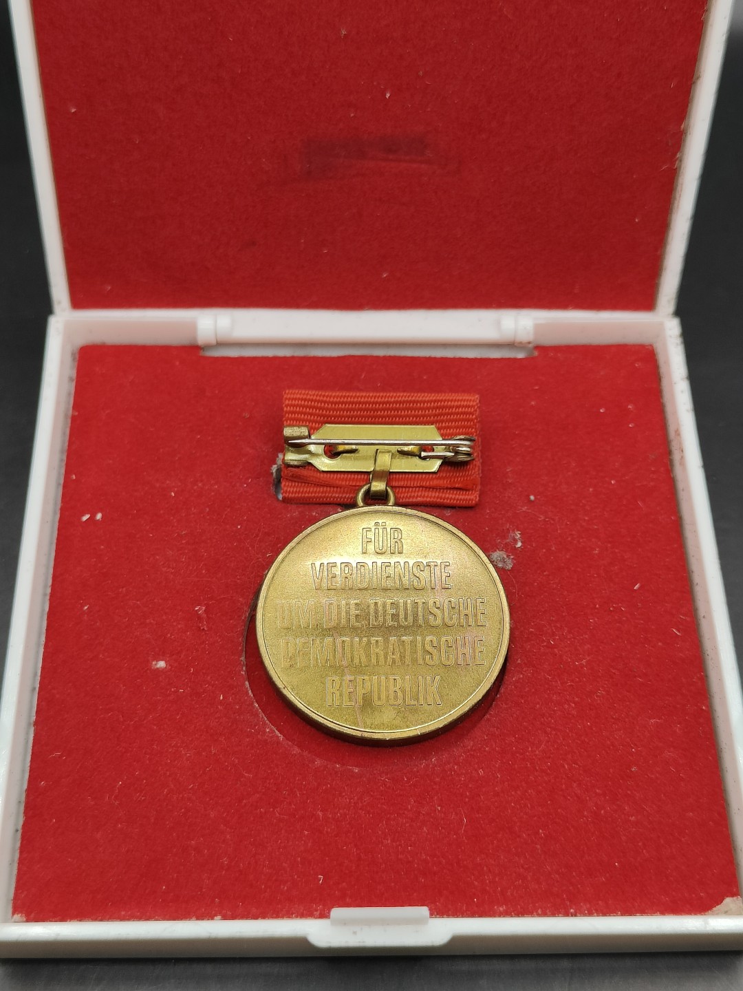 全场0元起拍 第42期 咸鱼国勋章拍卖专场 3月29日（周三）下午6：00开始