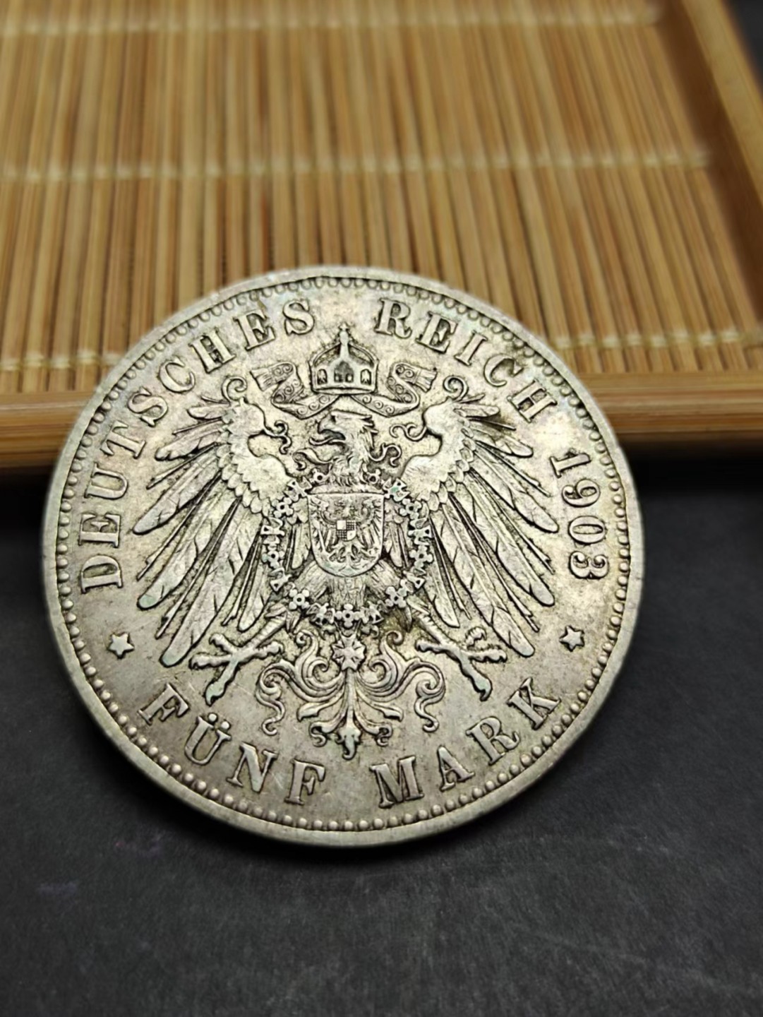 【8个洞收藏】第5场★0押0起一件包邮★银币专场（持续更新····） 7天连拍 德国普鲁士 威廉二世 5马克大银币  27.8克 ，可以上手盘玩