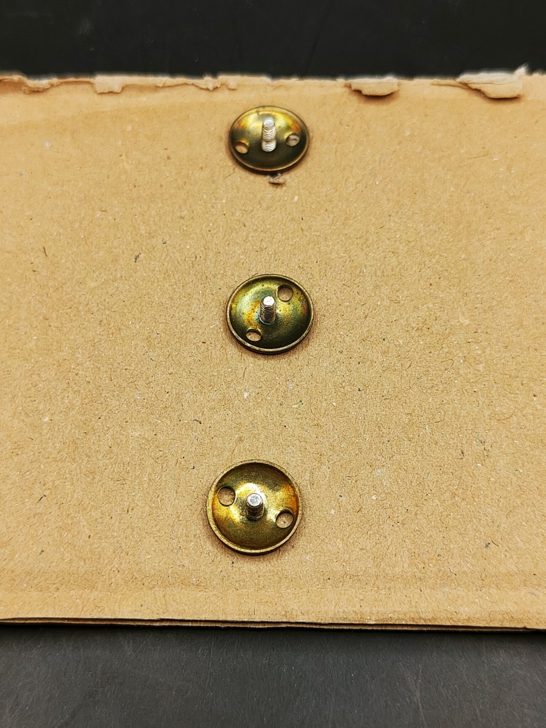 全场0元起拍 第42期 咸鱼国勋章拍卖专场 3月29日（周三）下午6：00开始 东德60版技能章 一二三级一套