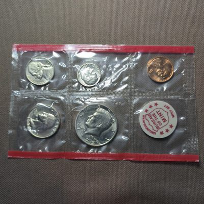 第四十九期 3月第10拍 - 3.0.4美国套币，含章一枚