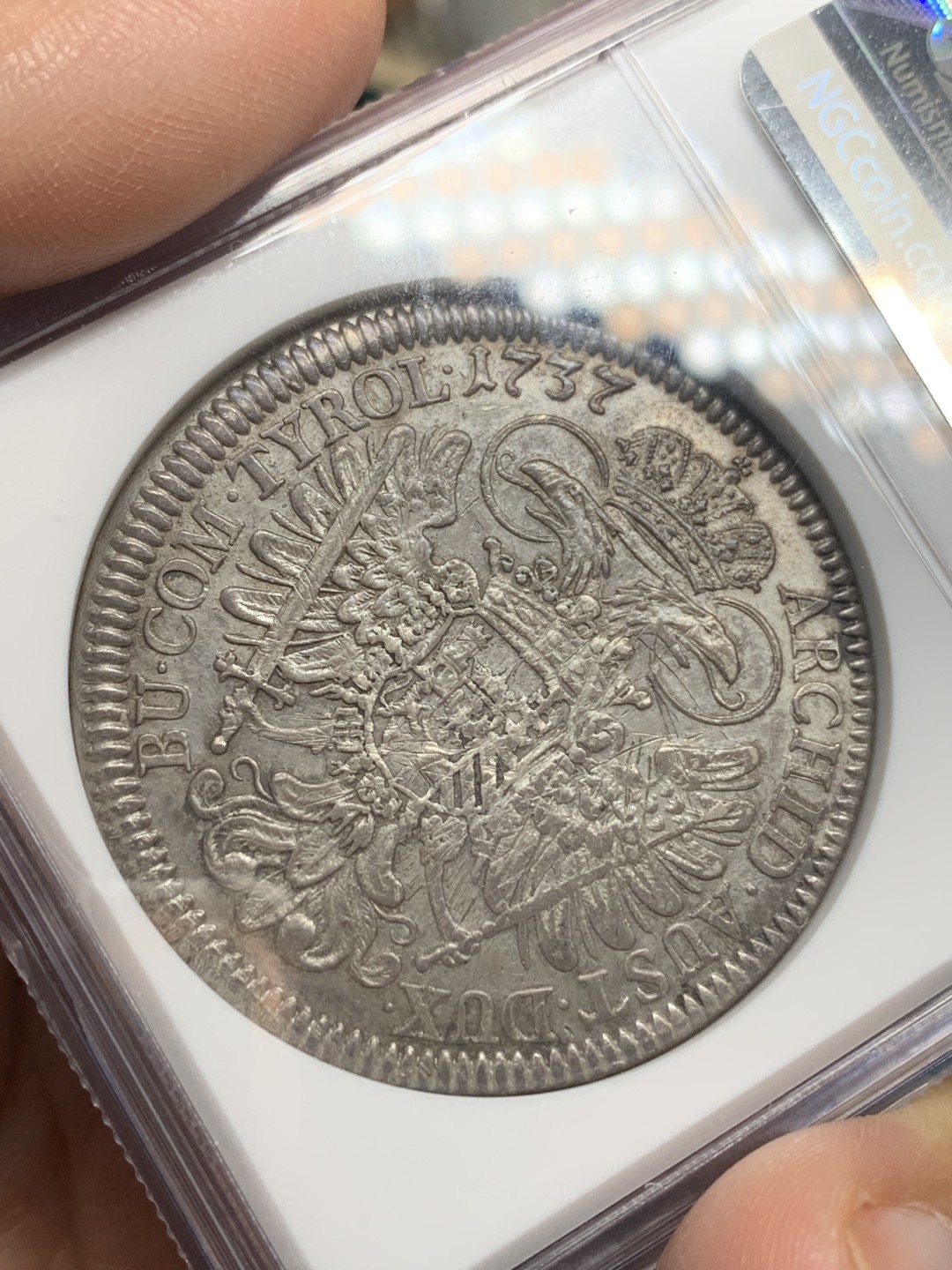 《竞宝斋》第147场-周日，周一 2场 (全场包邮) NGC-AUD 神圣罗马帝国 1737(2) 卡尔六世 1泰勒银币底板 状态好