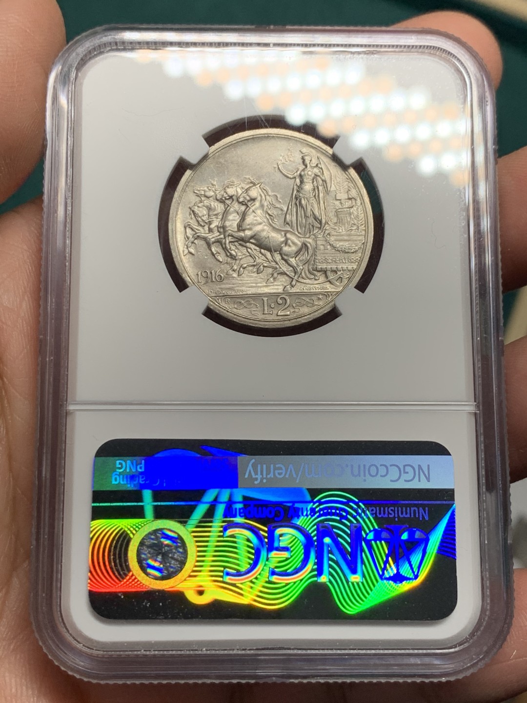 《竞宝斋》第147场-周日，周一 2场 (全场包邮) NGC-UNC 意大利1916年 胜利马车2里拉 银币 原光好品