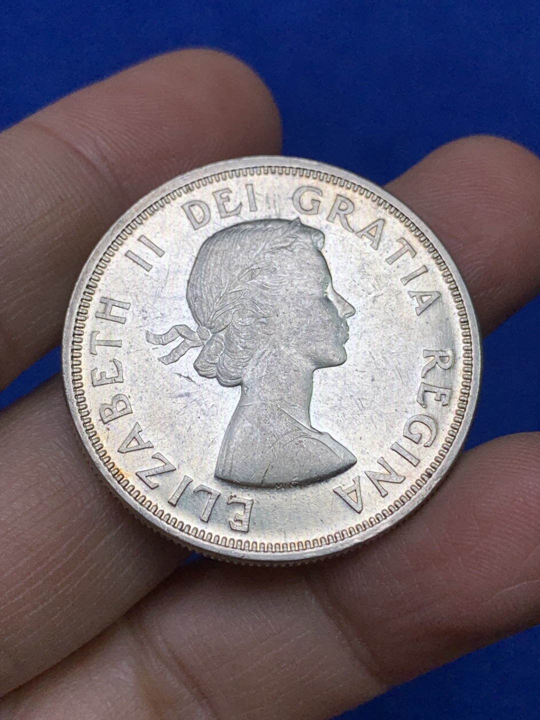 《竞宝斋》第147场-周日，周一 2场 (全场包邮) 1964年加拿大夏洛特敦会议1元大银币，纪念加拿大自治领的诞生，带镜面感