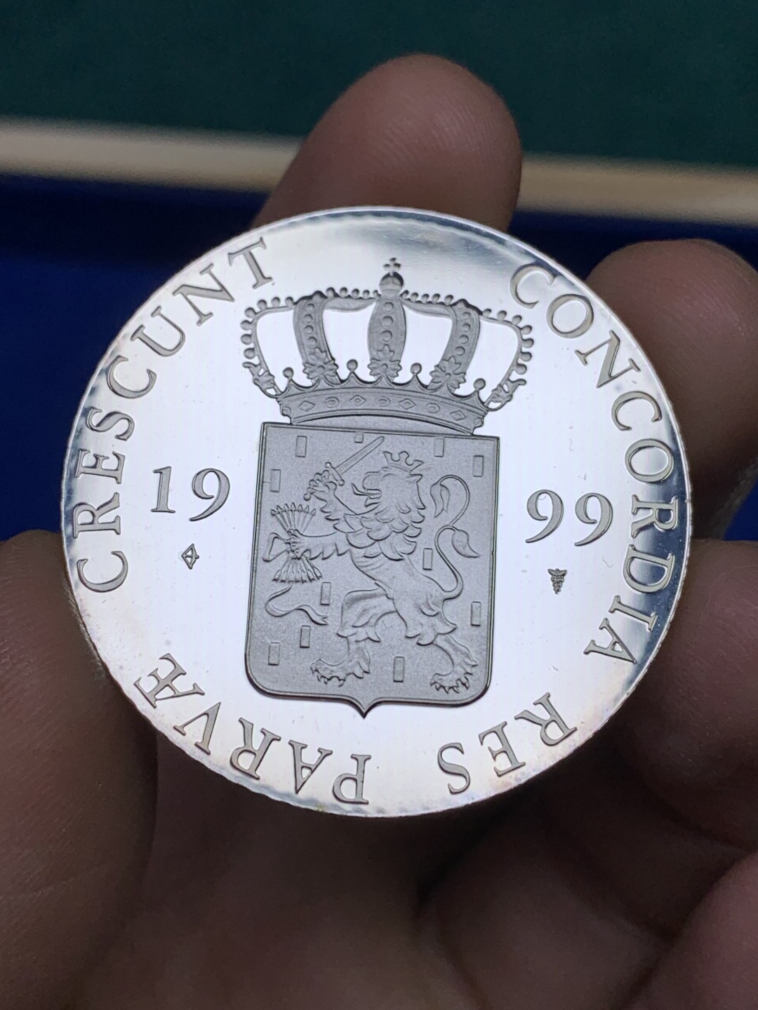 《竞宝斋》第147场-周日，周一 2场 (全场包邮) 1999年荷兰精制Proof武士银杜卡特大银币，仿古制作，乌特勒支省 28.25克，0.873银，40毫米，发行量9500