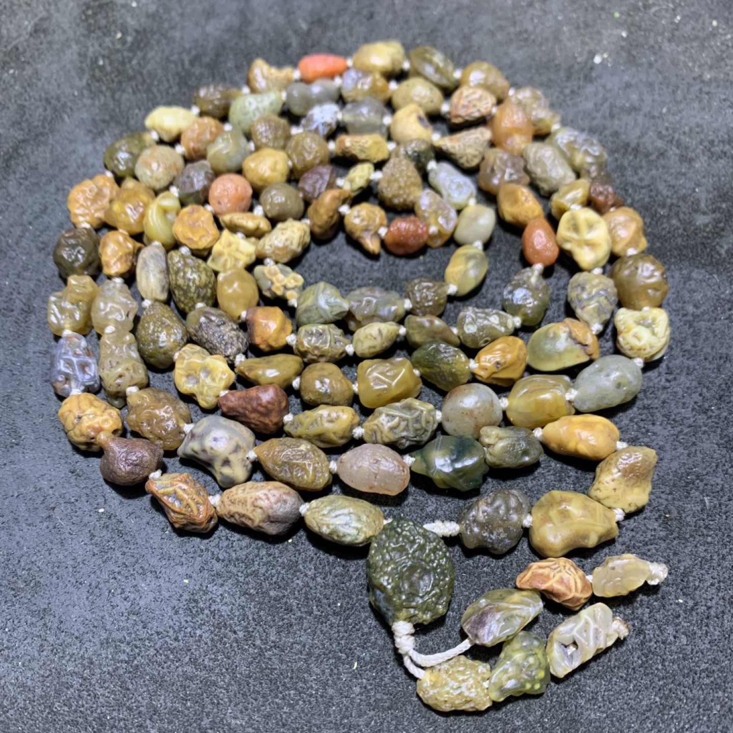 精美阿拉善筋脉玛瑙大颗粒原石108项链一条，