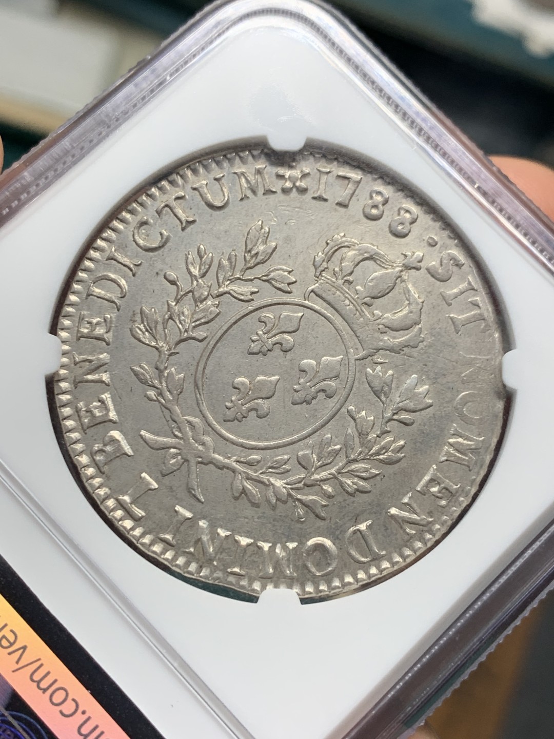 《竞宝斋》第147场-周日，周一 2场 (全场包邮) NGC-AU 法国 1788L巴约讷厂路易十六 1埃居银币 无减重痕 纹章花枝细节佳