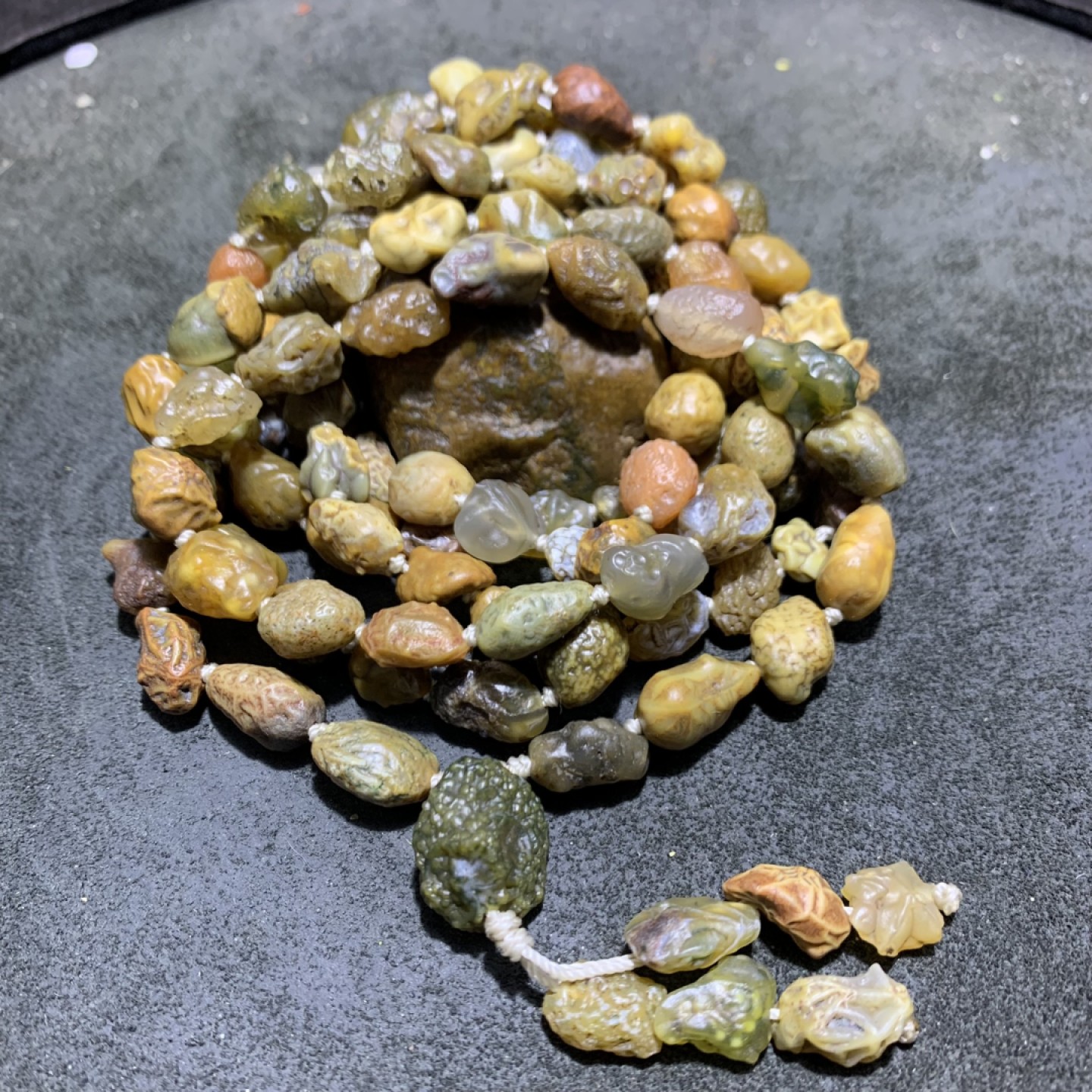 精美阿拉善筋脉玛瑙大颗粒原石108项链一条，