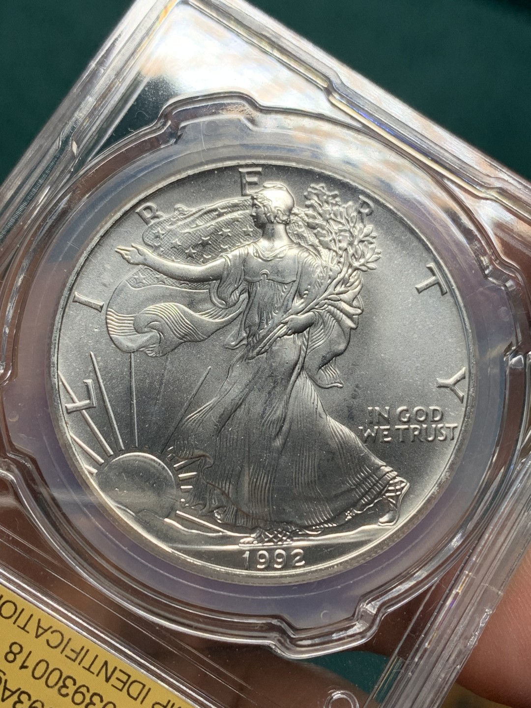 《竞宝斋》第147场-周日，周一 2场 (全场包邮) 信泰MS68，67，68，1992/93/94年美国行走女神一盎司银币共三枚 3盎司银币 93.3克 999银