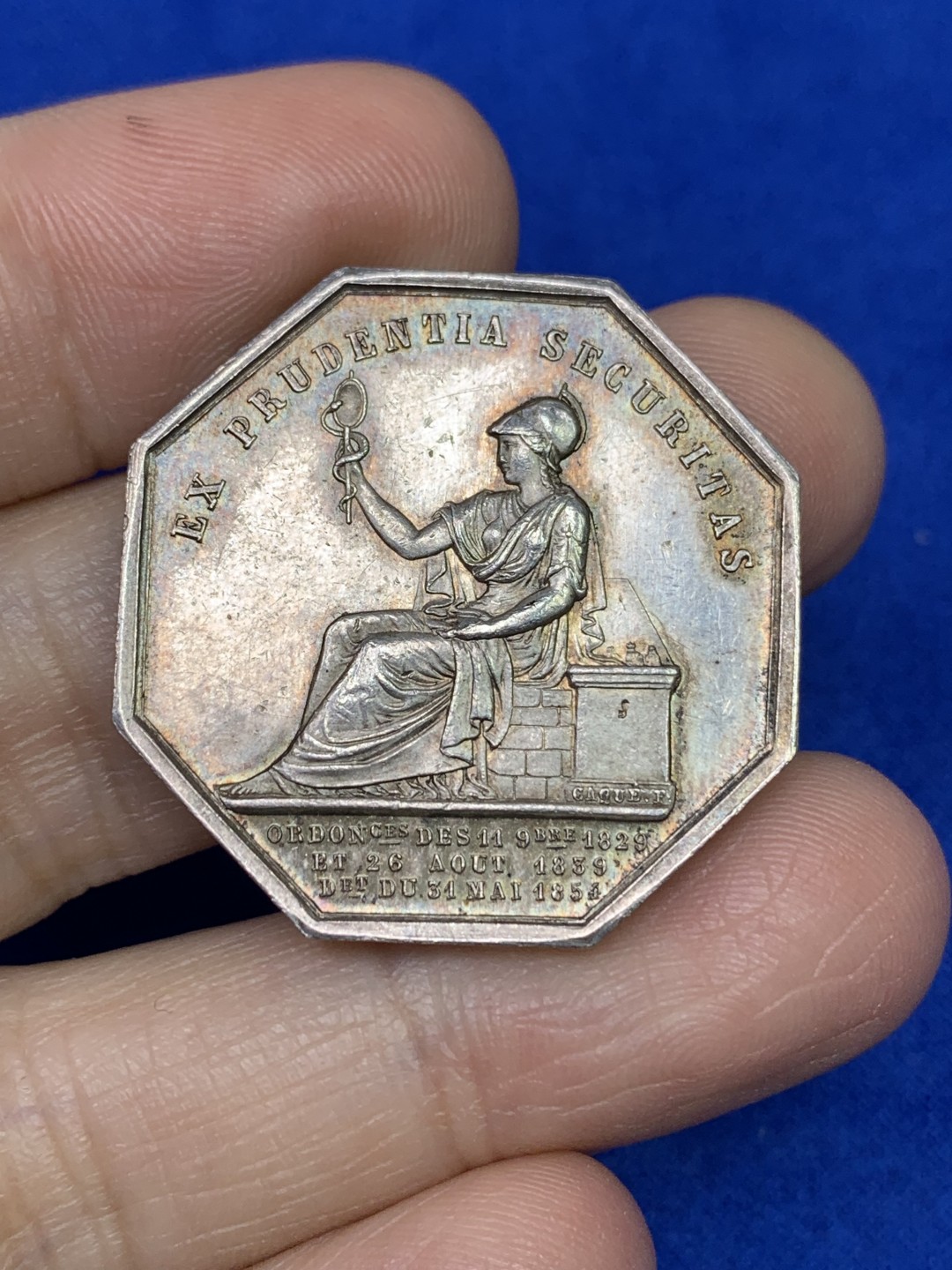 《竞宝斋》第147场-周日，周一 2场 (全场包邮) 法国 1860-1879 坐人 安德尔省 八角银质代币 深彩包浆 蜜蜂边铭 银标 31.6mm 15克