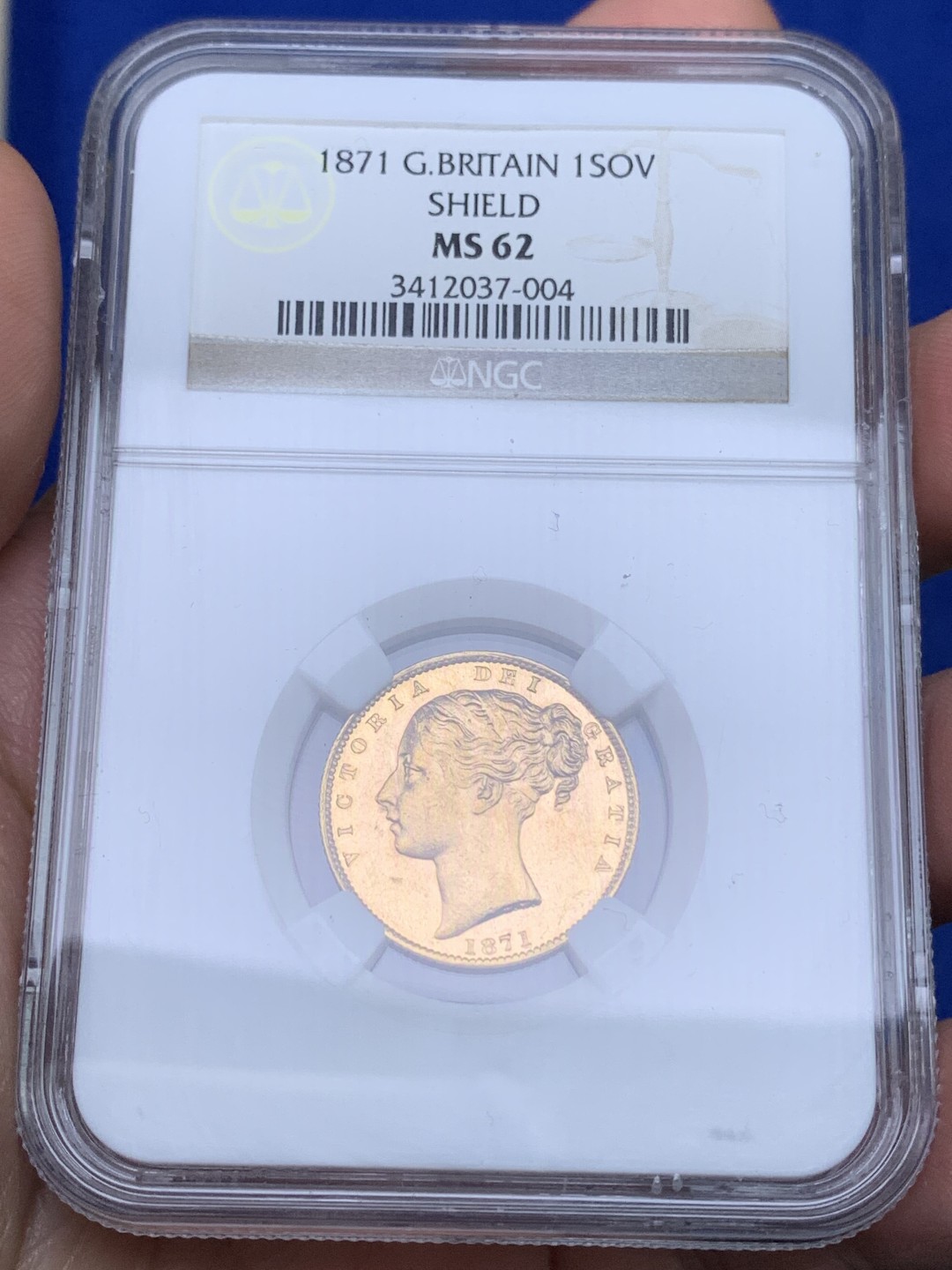 《竞宝斋》第147场-周日，周一 2场 (全场包邮) NGC MS62 1871年英国小维本土索维林金币 8克金币 盾徽版 背面完美