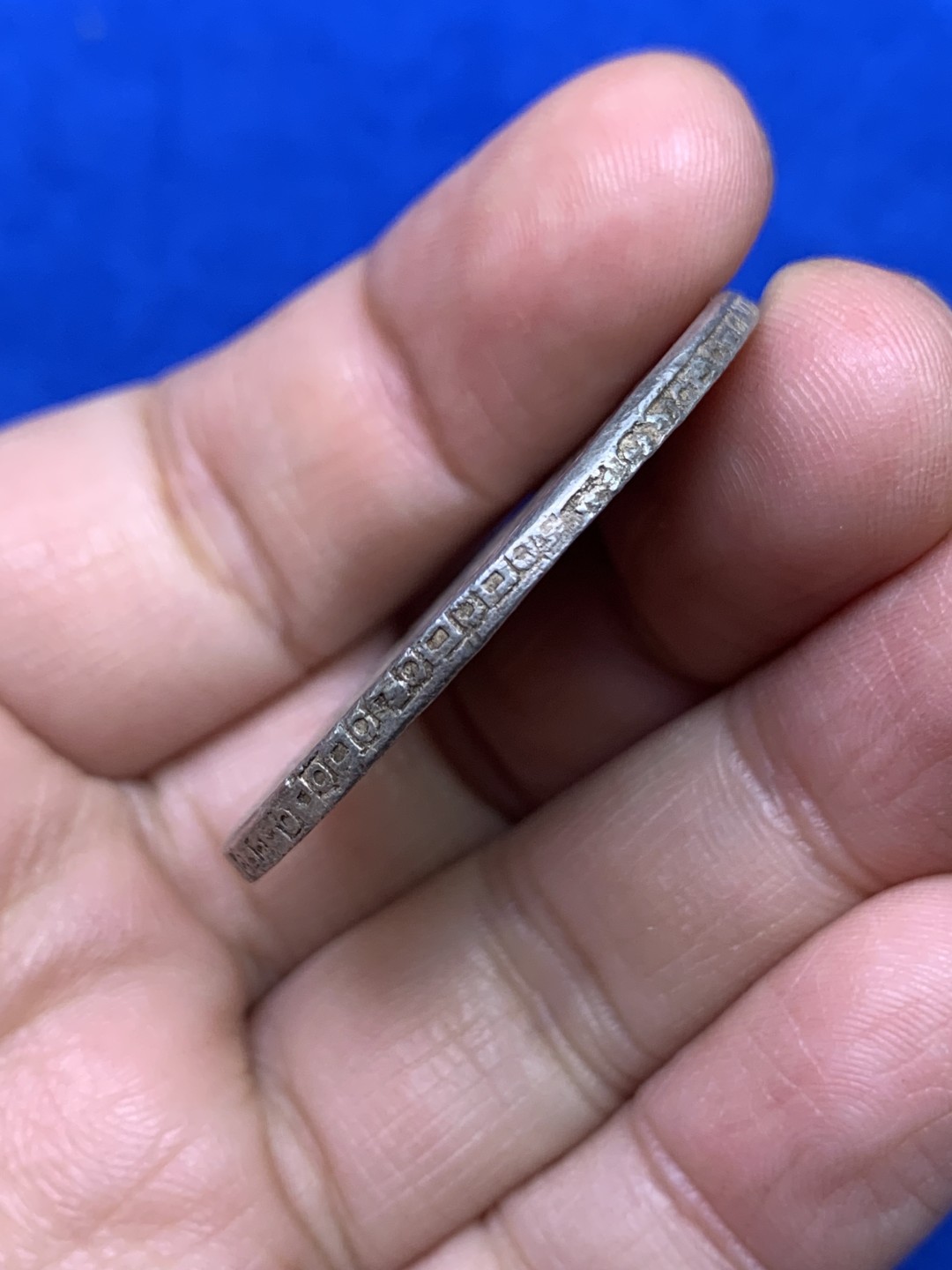 《竞宝斋》第147场-周日，周一 2场 (全场包邮) 墨西哥 1803年 卡四 双柱 8R 大银币 花冠深打 状态不错