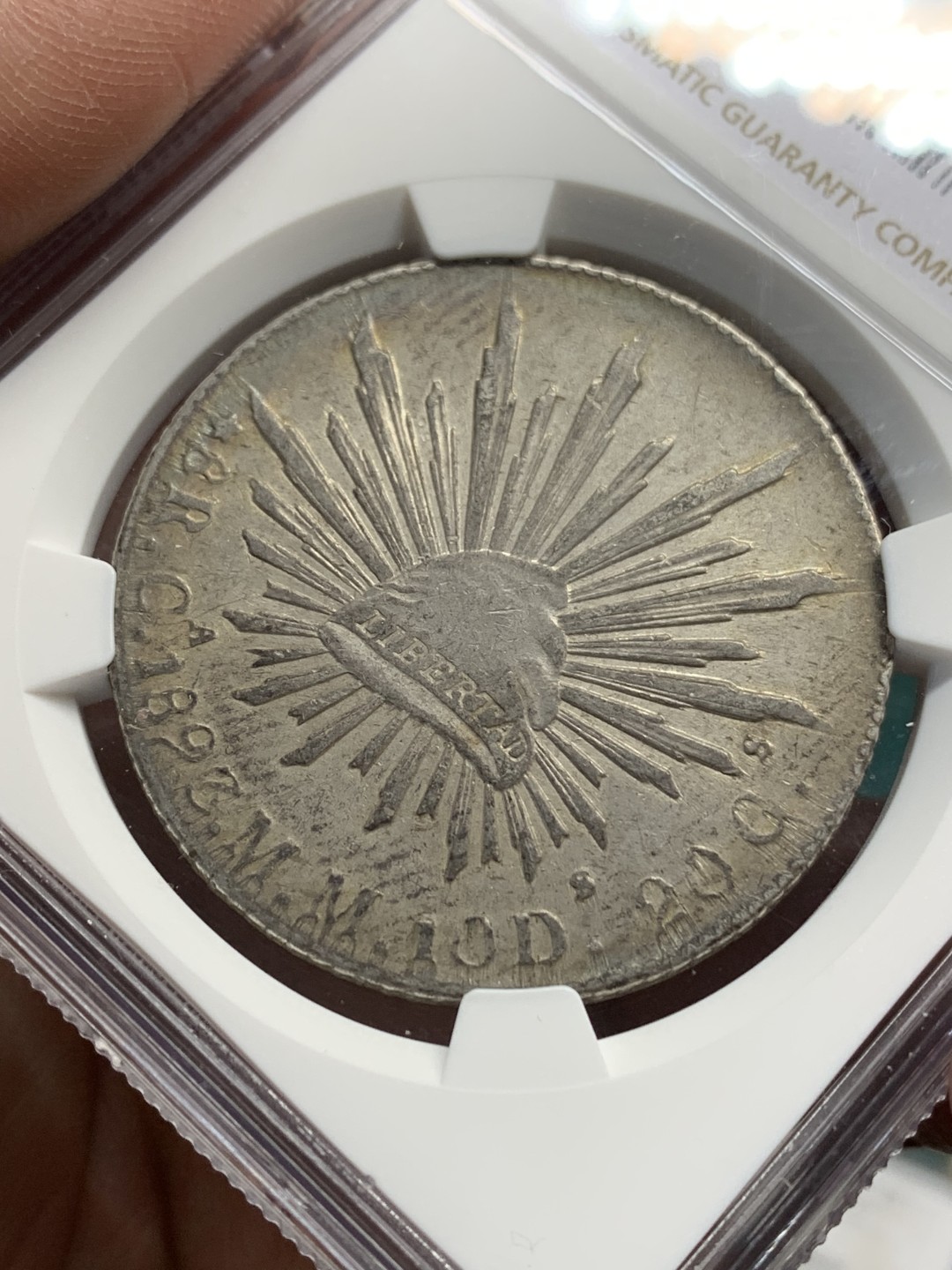 《竞宝斋》第147场-周日，周一 2场 (全场包邮) NGC AU 墨西哥 1893年 CA MM版 鹰洋 大银币 包浆自然 没有看出清洗的痕迹