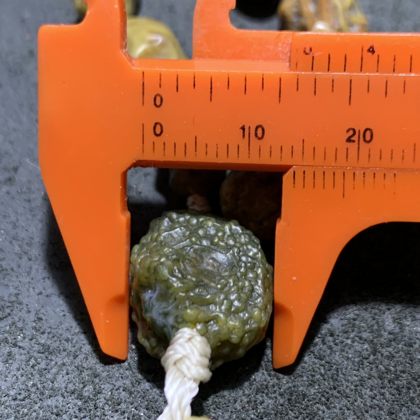 精美阿拉善筋脉玛瑙大颗粒原石108项链一条，